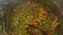 Recepta de cuina de Ofegat de faves i pèsols